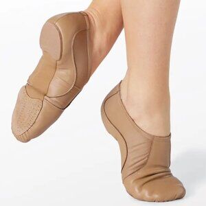 NWT - Weissman Leather Low Profile Slip On Jazz Shoe